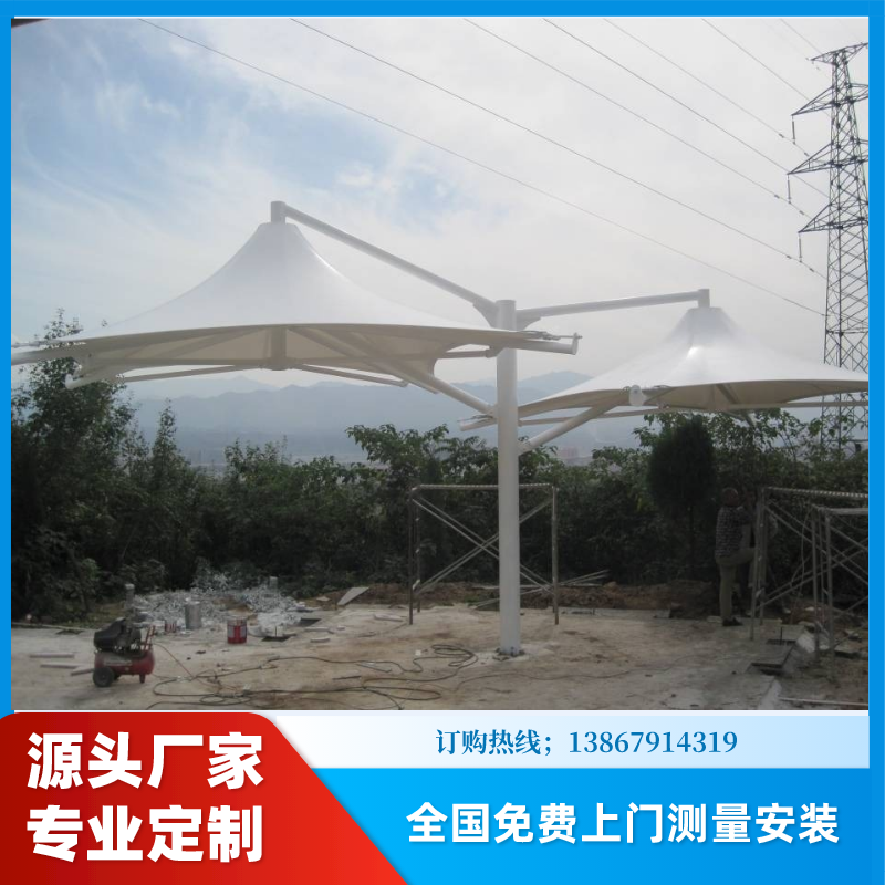 烏魯木齊公交充電樁車(chē)棚與電瓶車(chē)充電樁停車(chē)棚 面向工廠(chǎng)與小區(qū)的高抗風(fēng)雪設(shè)計(jì)與計(jì)算機(jī)平面規(guī)劃